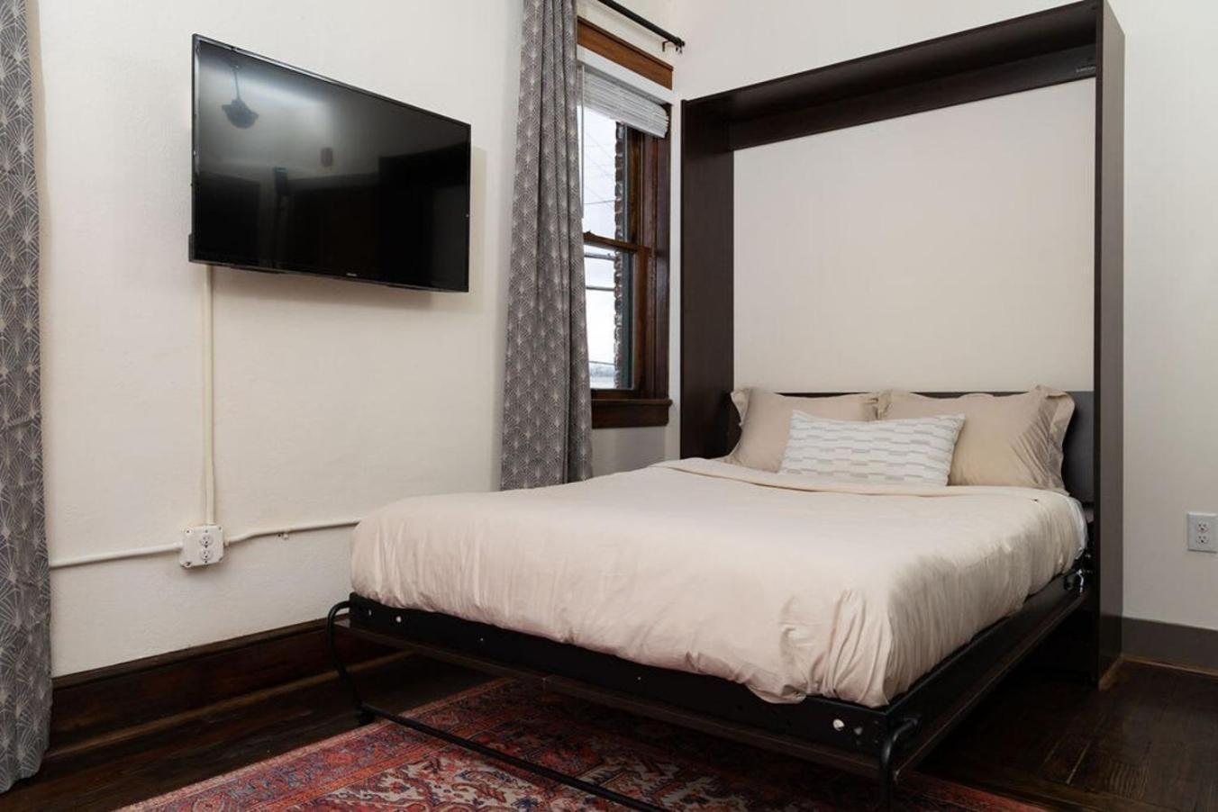 Luxury Multi-Unit Historic Building Near Downtown Apartamento Roanoke Exterior foto