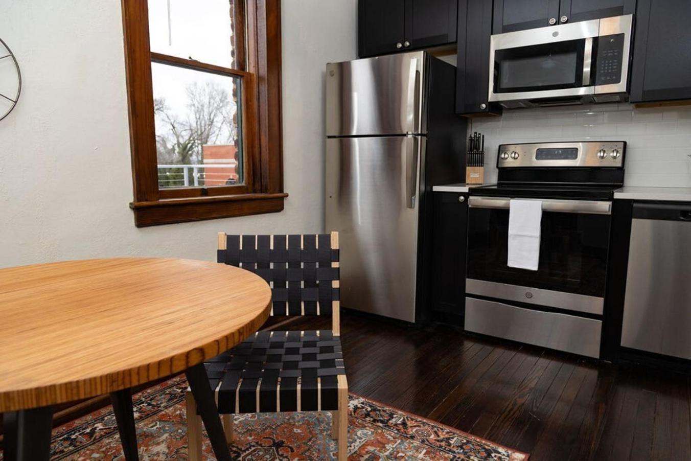 Luxury Multi-Unit Historic Building Near Downtown Apartamento Roanoke Exterior foto